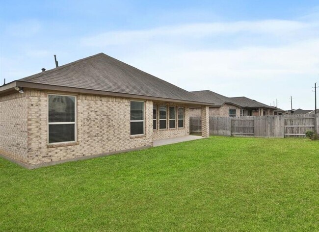 Foto del edificio - 23106 Tindarey Falls Ln
