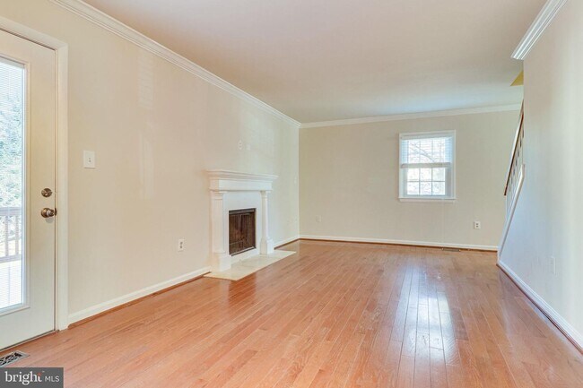 Foto del edificio - 3000 Winter Pine Ct