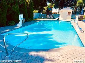 Foto del edificio - 4784 Valleyview Dr S