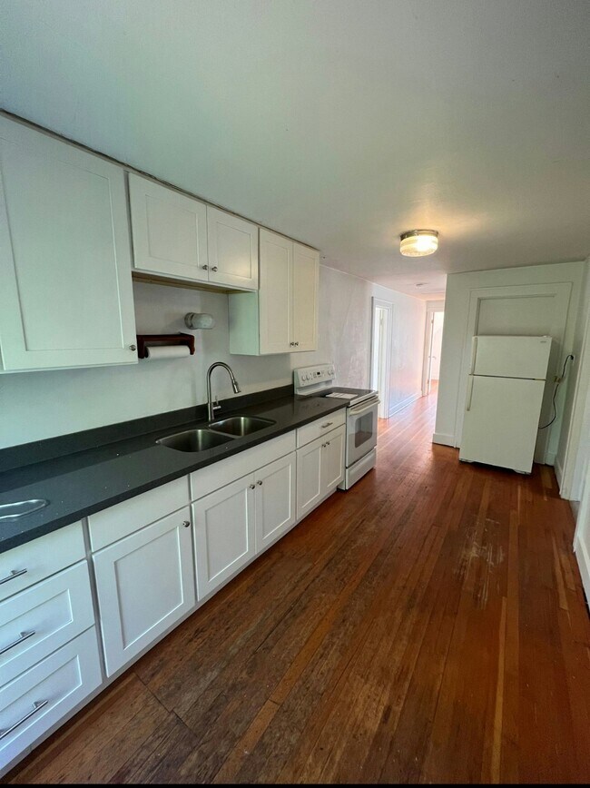 Foto del edificio - 4020 2nd Ave NE