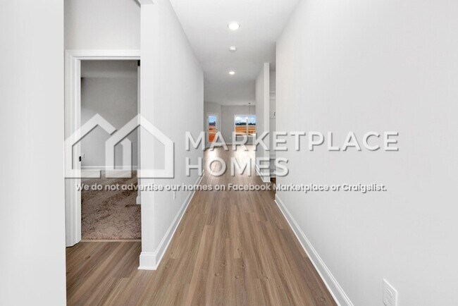 Foto del edificio - 113 Saylor Rose Dr