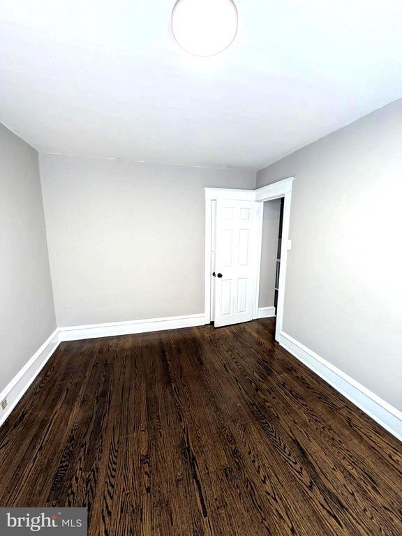 Foto del edificio - 5344 Saul St