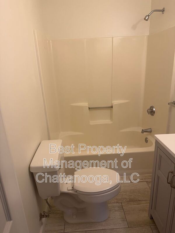 Foto del edificio - 8781 Damron Pl