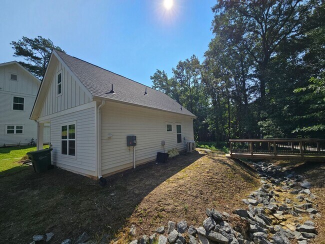 Foto del edificio - Modern 2-Bedroom Retreat Near Westside Reservoir Park