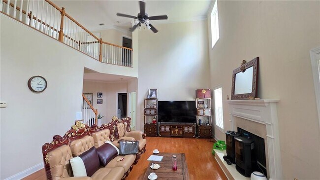 Foto del edificio - 4060 Suwanee Bend Dr