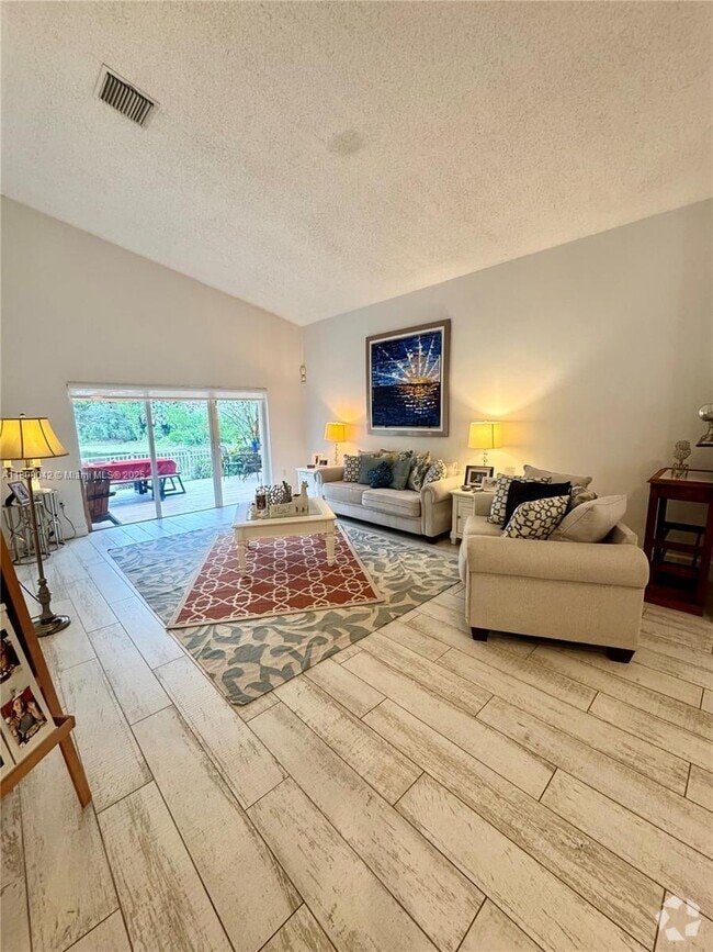 Building Photo - 685 SW 198th Ter