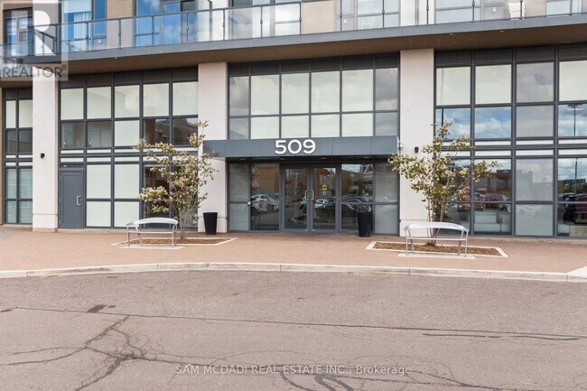Photo du bâtiment - 509 Dundas St W