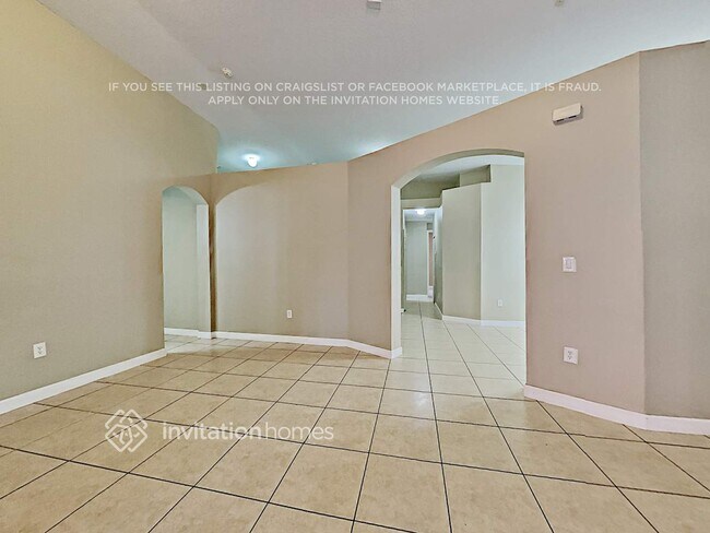 Foto del edificio - 6524 SW 162nd Path
