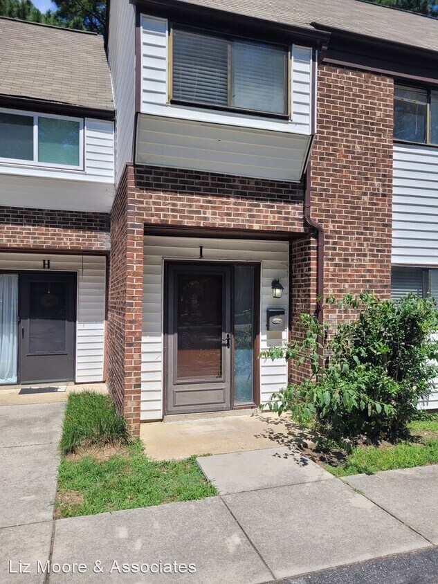 Primary Photo - 3 br, 2.5 bath House - 115 Windsor Pines W...
