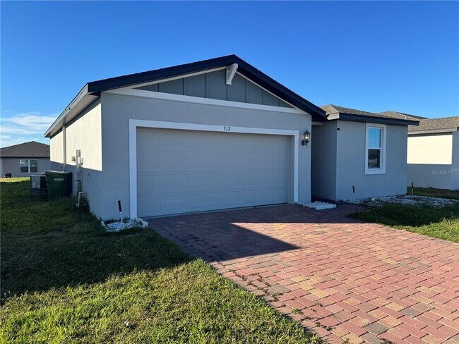 Foto del edificio - 512 Mckenna Dr