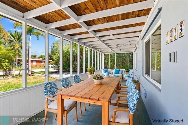 Foto del edificio - 1413 SW 23rd Ave