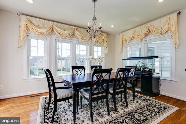 Foto del edificio - 42463 Pine Forest Dr