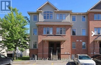 Building Photo - 526 Reardon Private