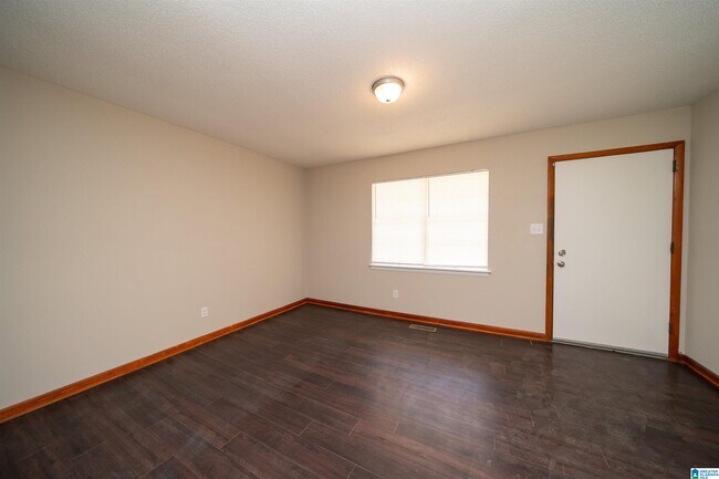 Building Photo - 181 Arnold Rd