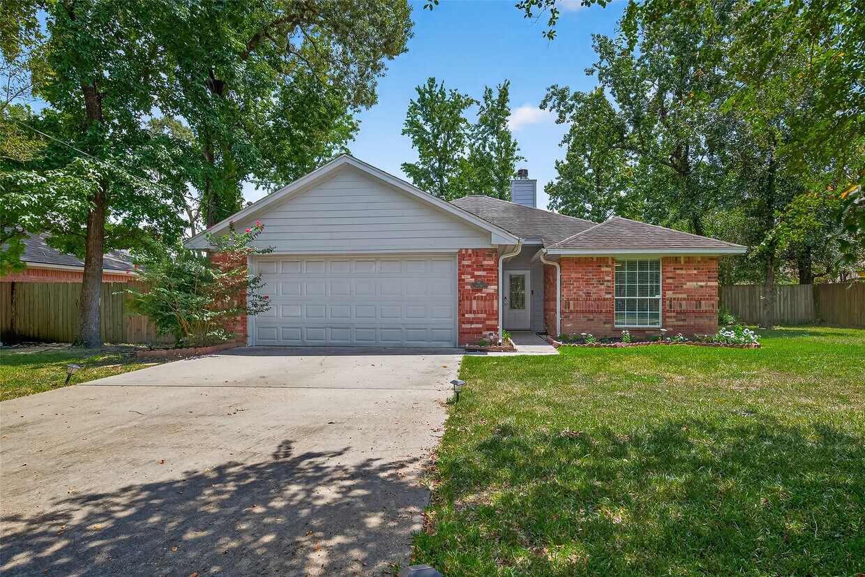 Foto principal - 6719 Woodland Oaks