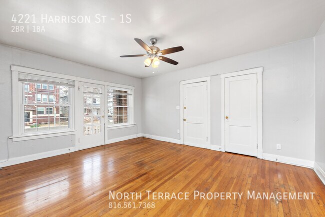 Building Photo - Historic 2BR Close To UMKC
