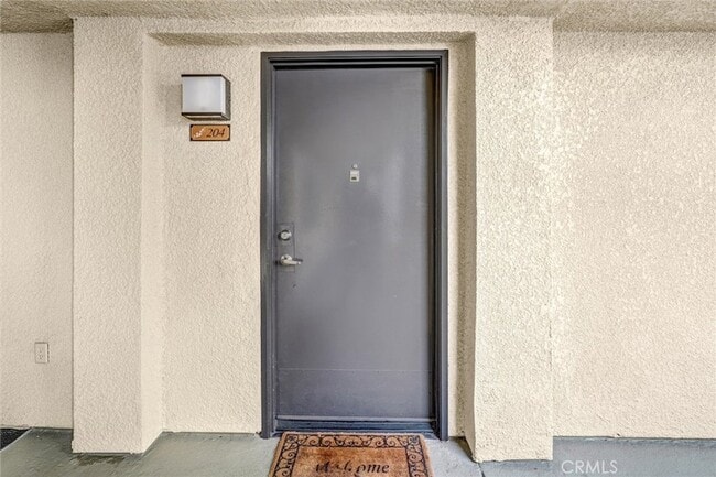 Building Photo - 5535 Canoga Ave