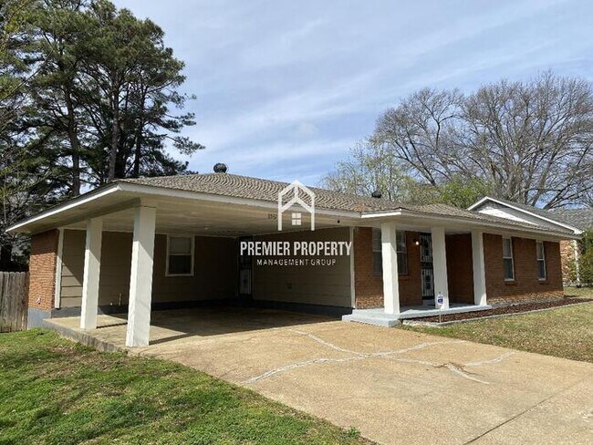 Foto del edificio - 8561 Cedar Cir W