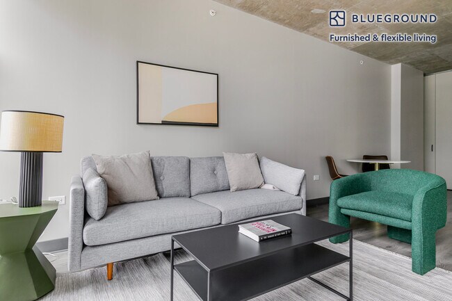 Foto del edificio - 180 N Ada St