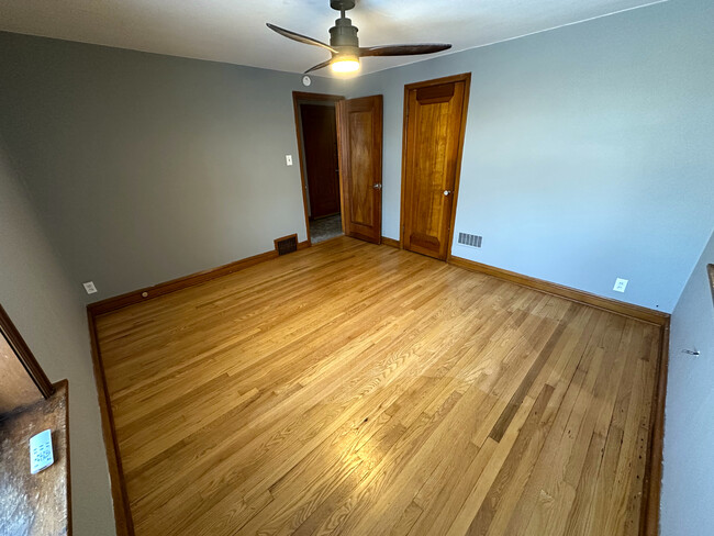 Bedroom 1 - 5327 W Keefe Ave