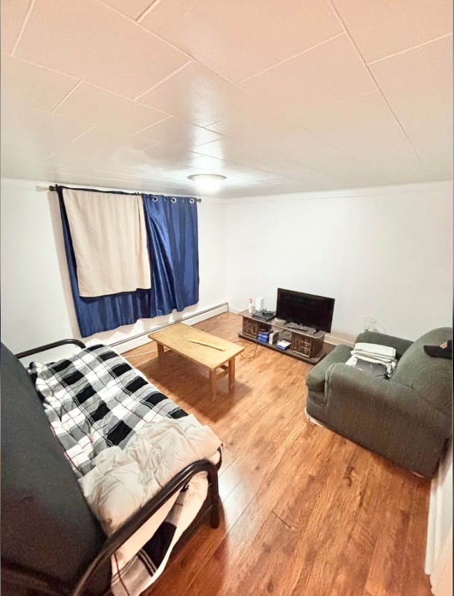 Building Photo - 1-Bedroom Loft Apartment for Rent – Available April 15th