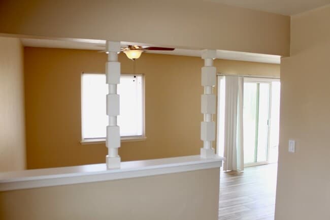 Building Photo - 593 Venus Ave