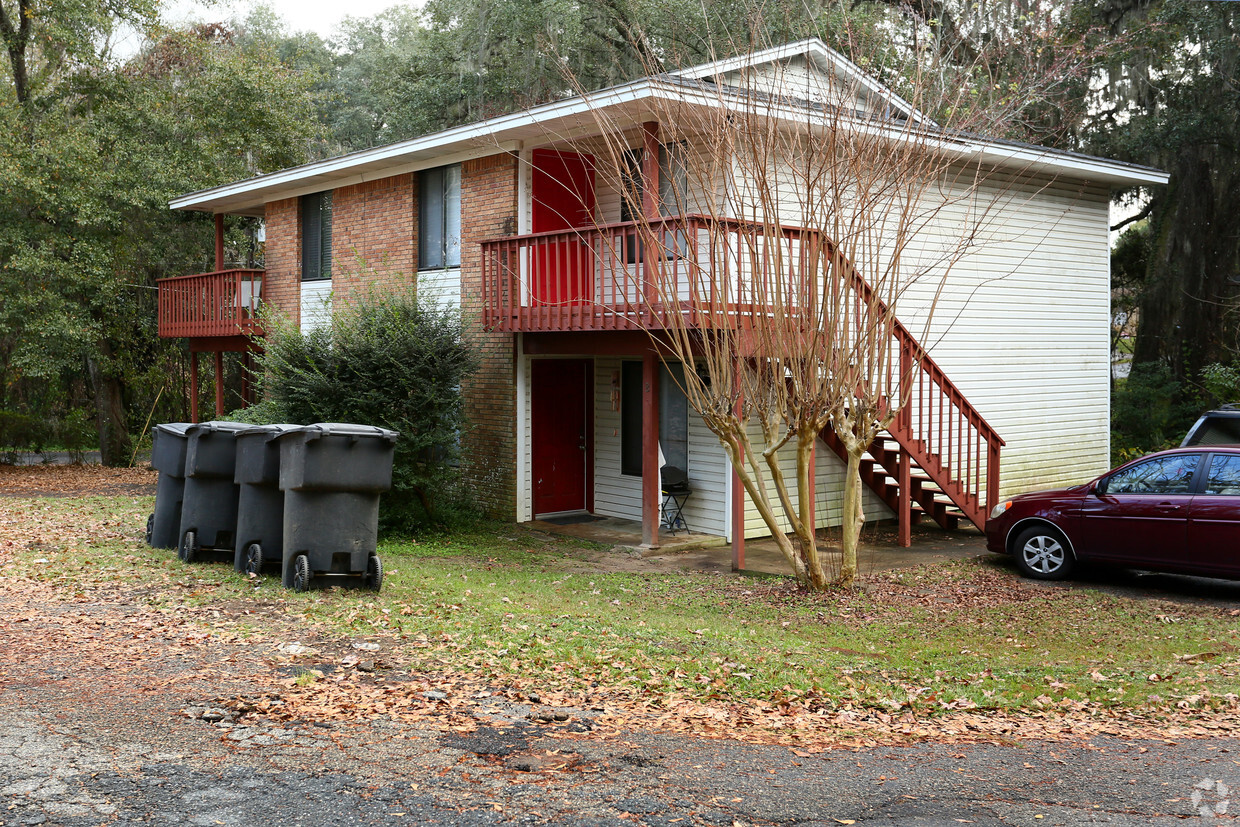 1420 - 1434 Fisher Ln - 1420-1434 Fisher Ln