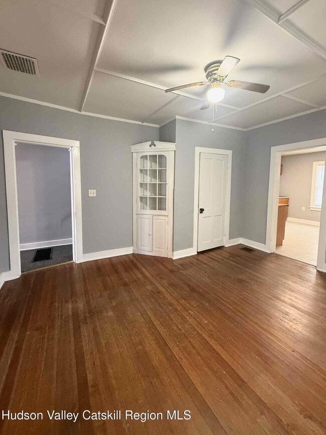 Foto del edificio - 6629 Park Pl