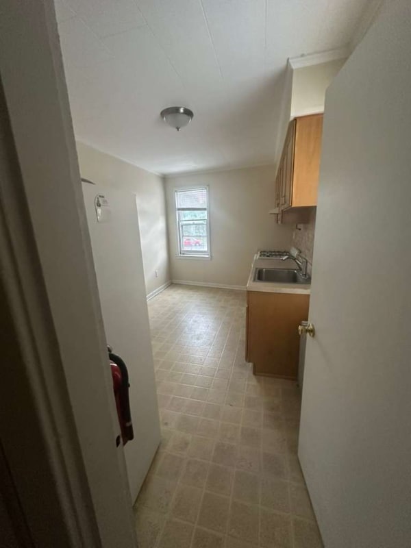 Foto del edificio - 918 Livingston Ave