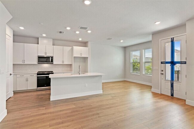 Building Photo - 1579 Springwell Ln