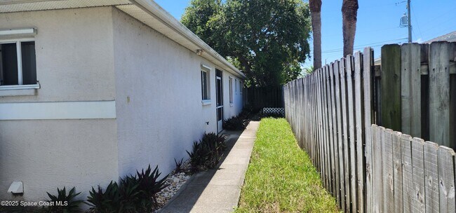 Foto del edificio - 111 Adams Ave