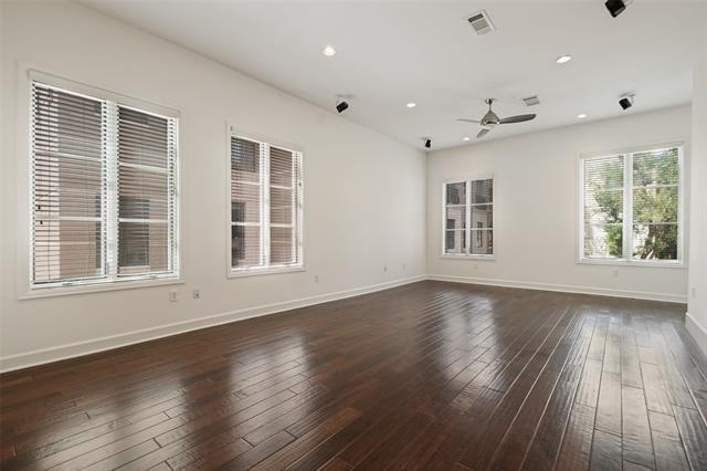 Foto del edificio - 3210 Carlisle St