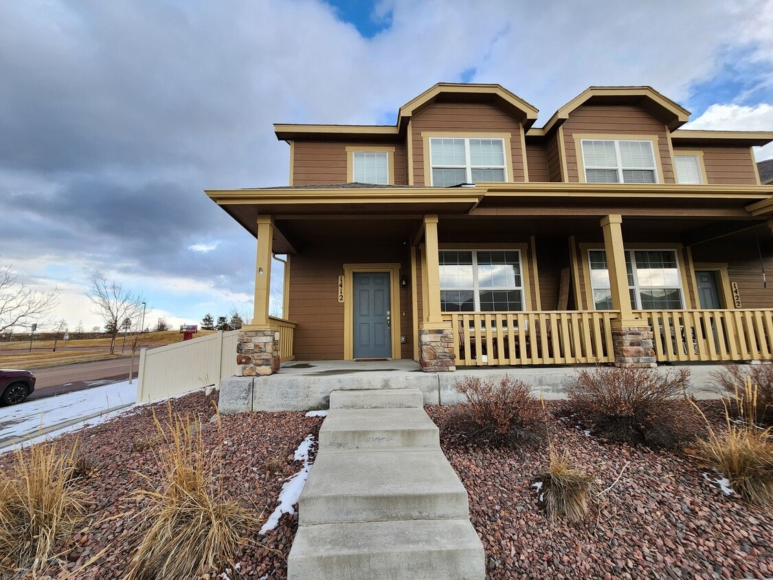 3 Bed 3 bath house in Spring Creek Traditional Neighborhood! - 3 Bed 3 bath house in Spring Creek Traditional Neighborhood!