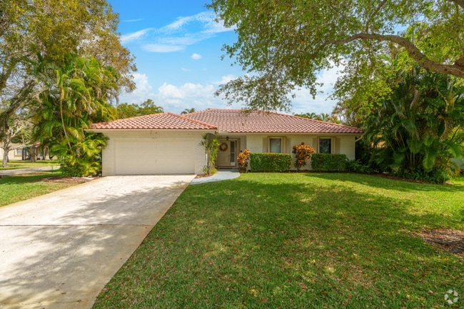 Building Photo - 3919 NW 72nd Dr