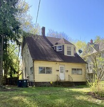Building Photo - 105 Byers Ave