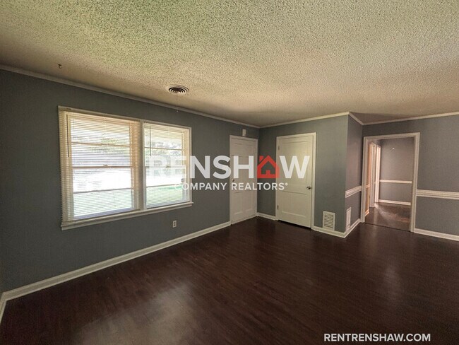 Foto del edificio - 4525 Dunn Ave