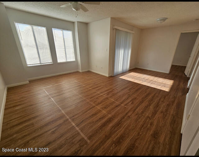 Building Photo - 3535 Sable Palm Ln