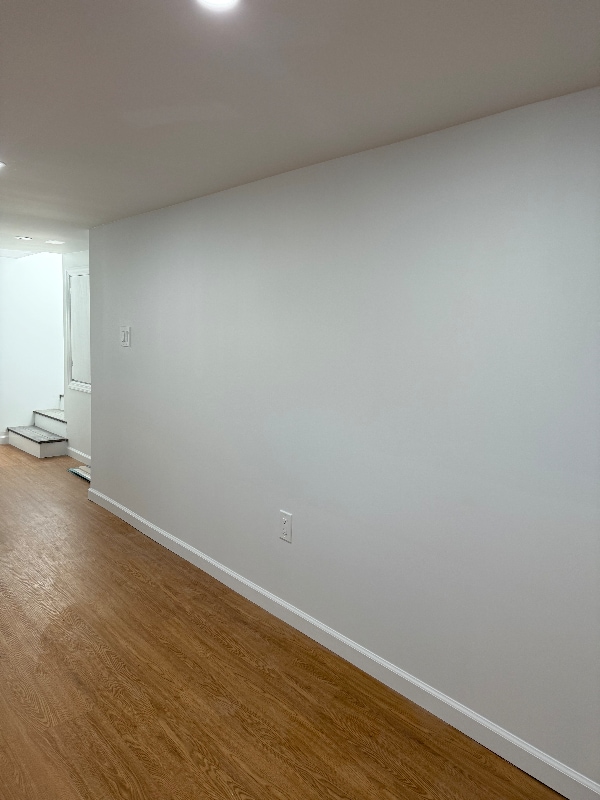 Foto del edificio - 346 Glenbrook Rd