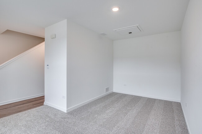 Foto del edificio - 382 Summit Cir
