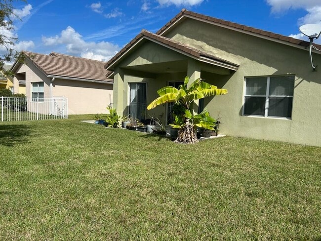 Foto del edificio - 9981 SW Glenbrook Dr