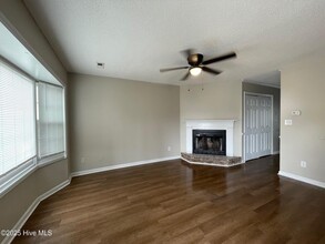Building Photo - 1113 Grovemont Dr