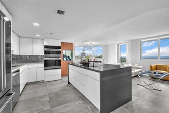 Building Photo - 7135 Collins Ave