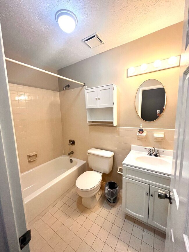 Foto del edificio - 5505 Sun Harbor Rd