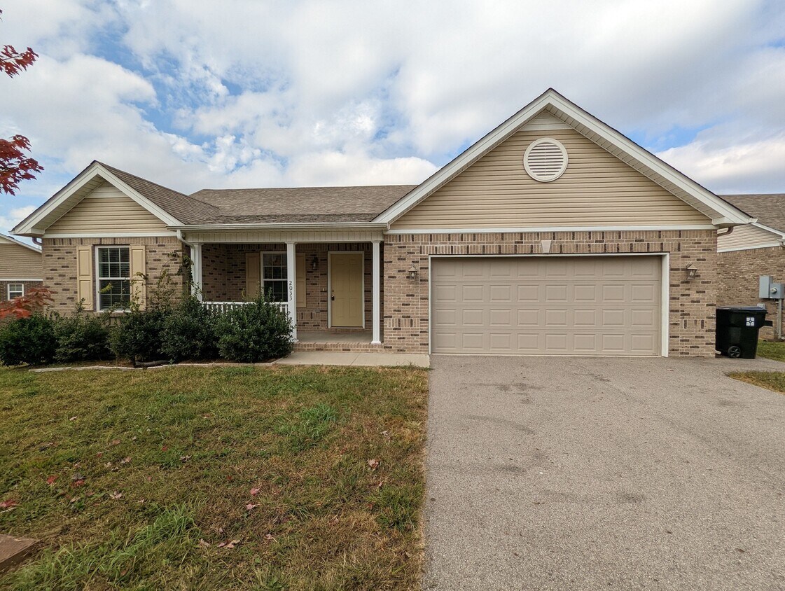 2033 Eisley Ln, Columbia, TN 38401 House Rental in Columbia, TN