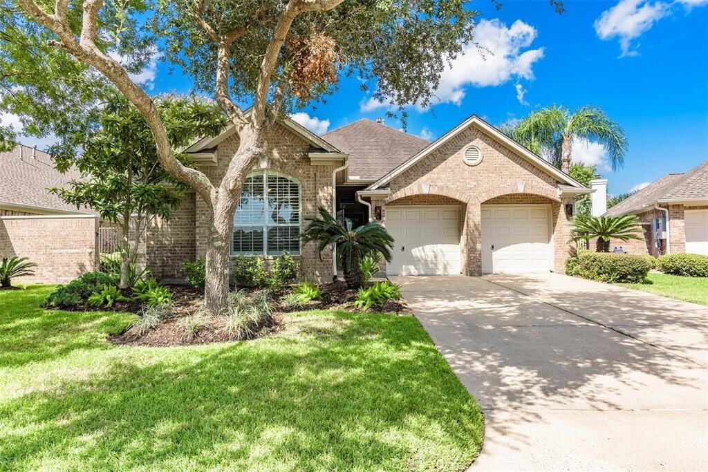 Primary Photo - 2312 Fairway Pointe Dr