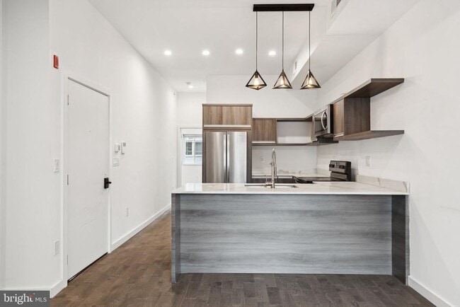 Foto del edificio - 2028 E Fletcher St