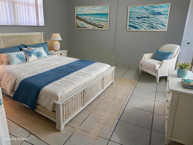 Foto del edificio - 7920 N Colony Cir