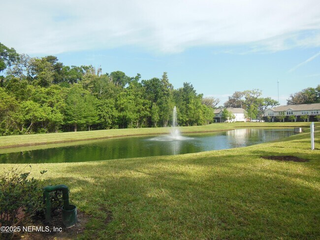 Foto del edificio - 3483 Lone Tree Ln