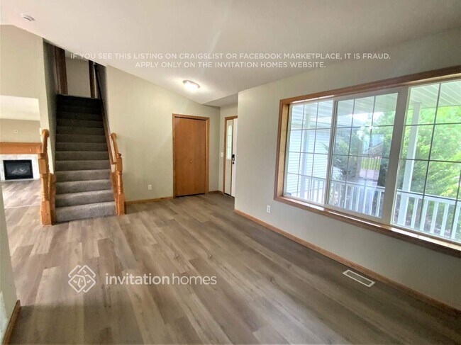 Foto del edificio - 10128 45th Pl NE
