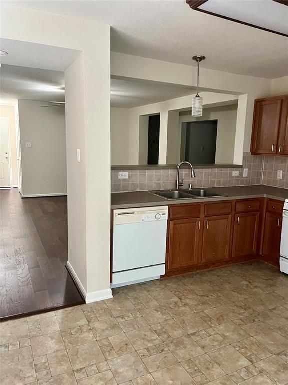 Foto del edificio - 2922 Swift Brook Glen Way